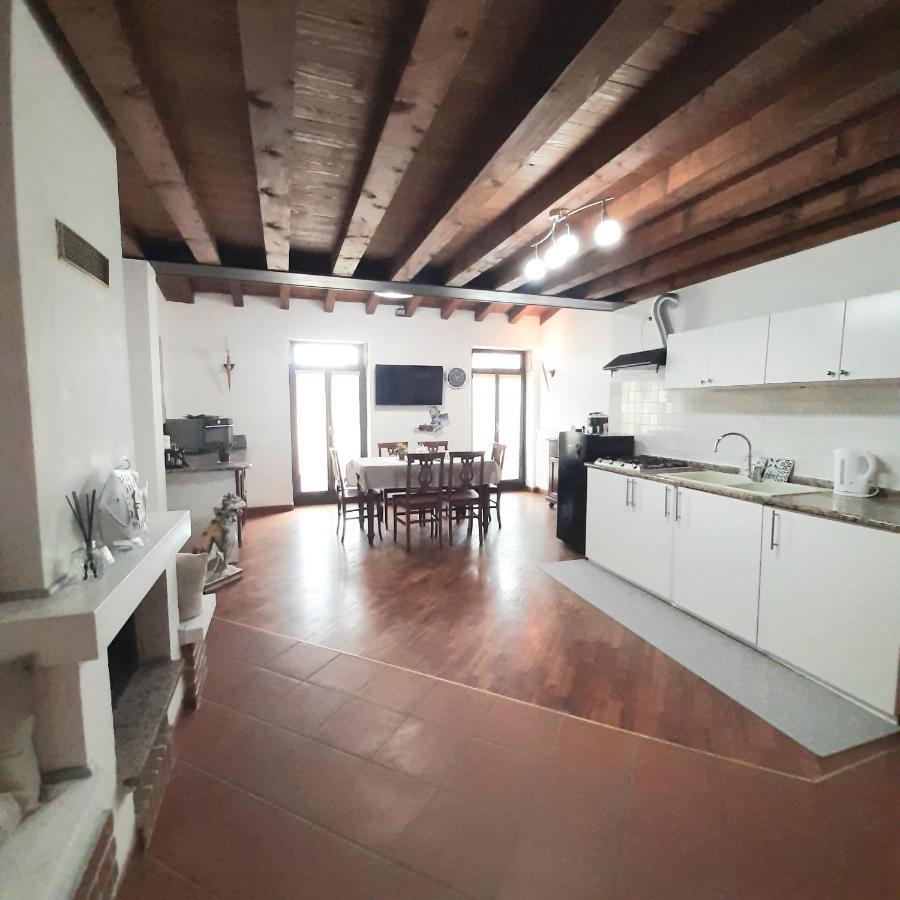 Loft Trabucco - In The Heart Of Salo City Center, Lake View, 4 Rooms Zewnętrze zdjęcie